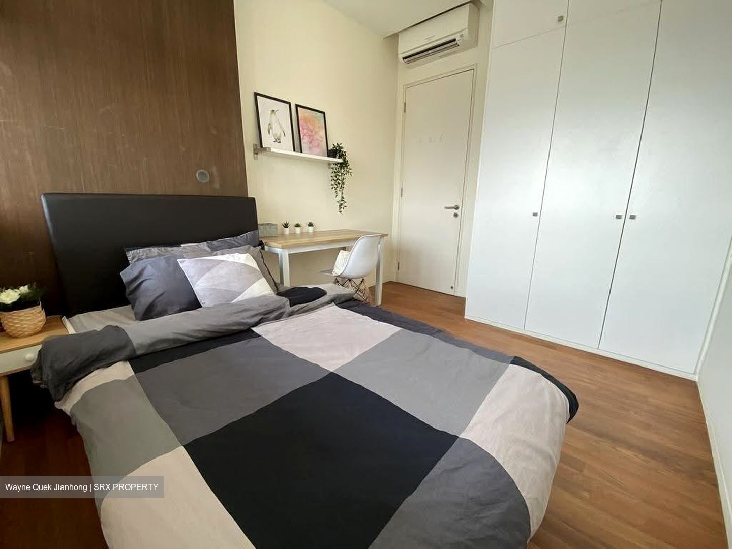 The Trumps (D14), Condominium #639486801